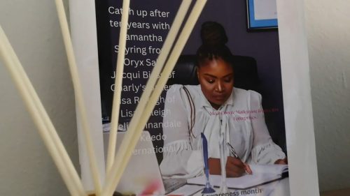 BOSS LADY.00_00_02_16.Still001